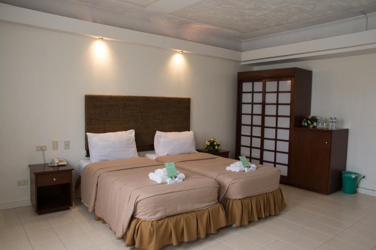 Wild Orchid Beach Resort Olongapo Eksteriør billede