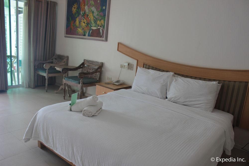 Wild Orchid Beach Resort Olongapo Eksteriør billede
