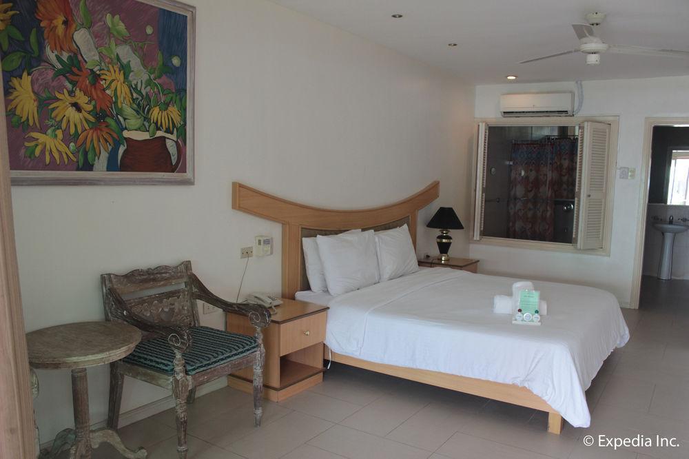 Wild Orchid Beach Resort Olongapo Eksteriør billede